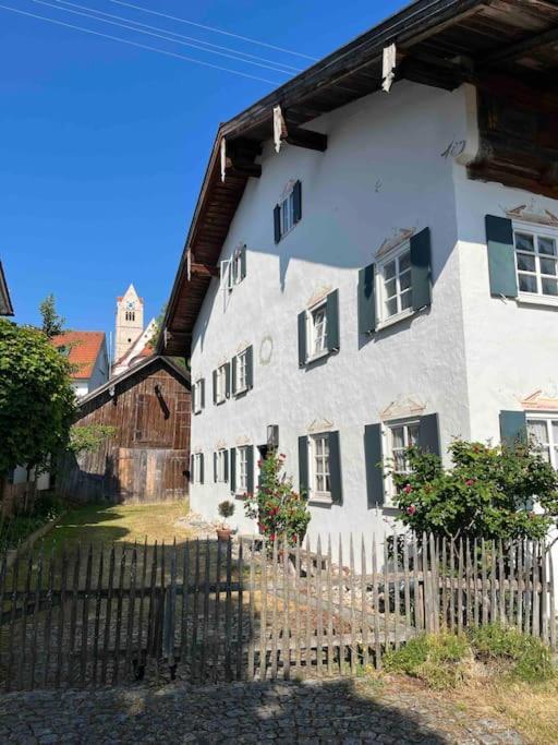 Historic And Unique Farm House From 1604 Villa Fuchstal Exterior photo